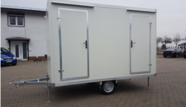 Sanitäranhänger Mit Doppeltoilette 3,50x2m- Neu